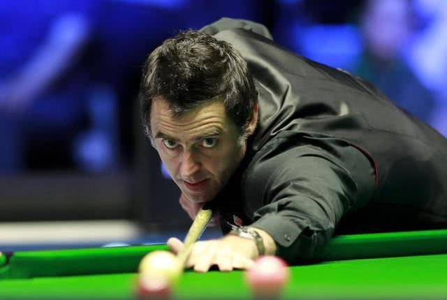 几乎是前后 几乎是前后