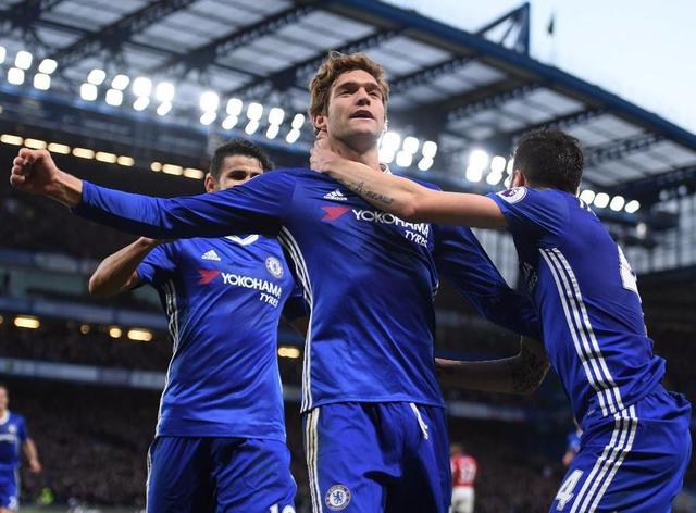 于球员表现 于球员表现